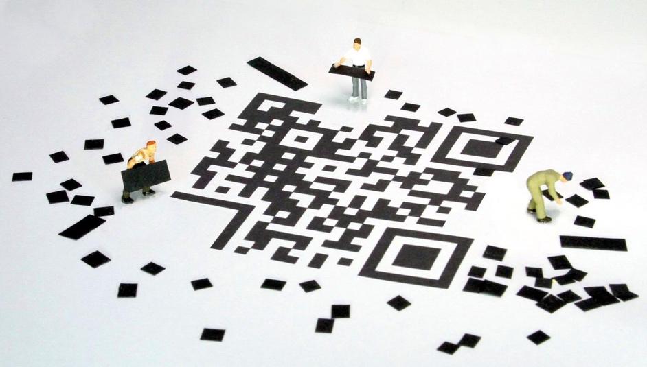How to use alight motion QR codes